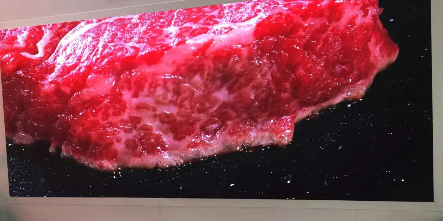 深圳華信通光電<a href=http://www.949hgy.com/xiaojianju/ target=_blank class=infotextkey>小間距</a>高清<a href=http://www.949hgy.com target=_blank class=infotextkey>led顯示屏</a>